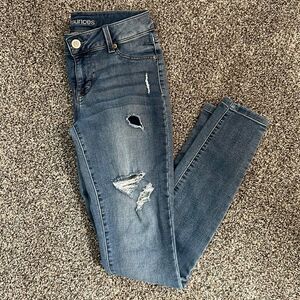 MAURICES Skinny Distress Jeans